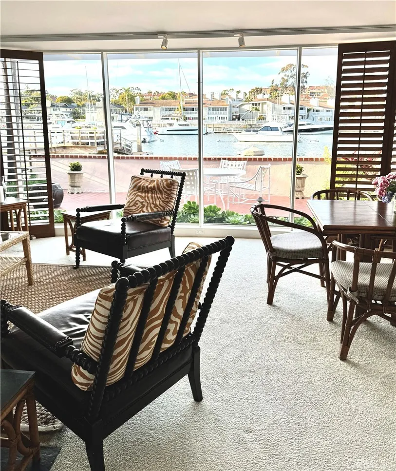 1009 Bay Front Newport Beach, CA 92662
