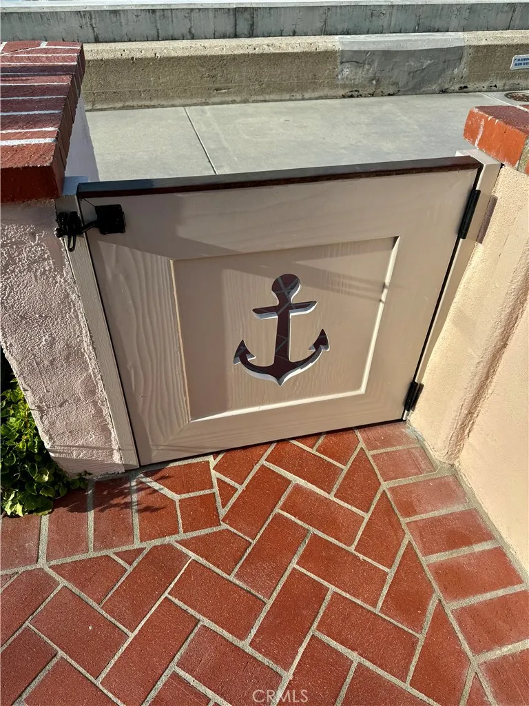 1009 Bay Front Newport Beach, CA 92662