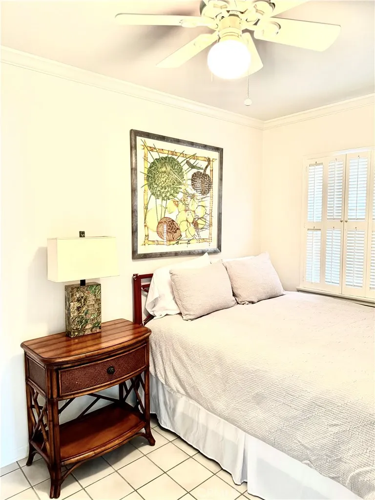 1009 Bay Front Newport Beach, CA 92662
