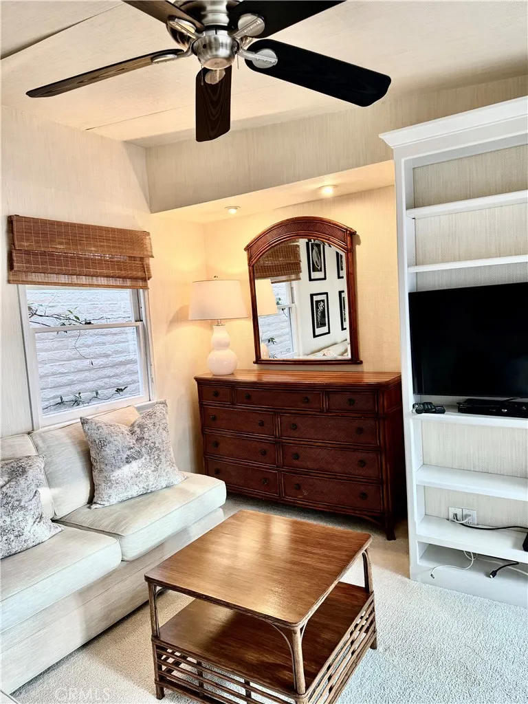 1009 Bay Front Newport Beach, CA 92662