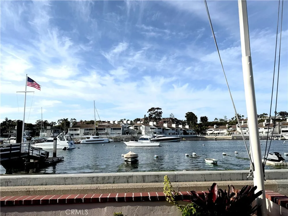 1009 Bay Front Newport Beach, CA 92662