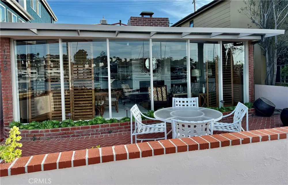 1009 Bay Front Newport Beach, CA 92662