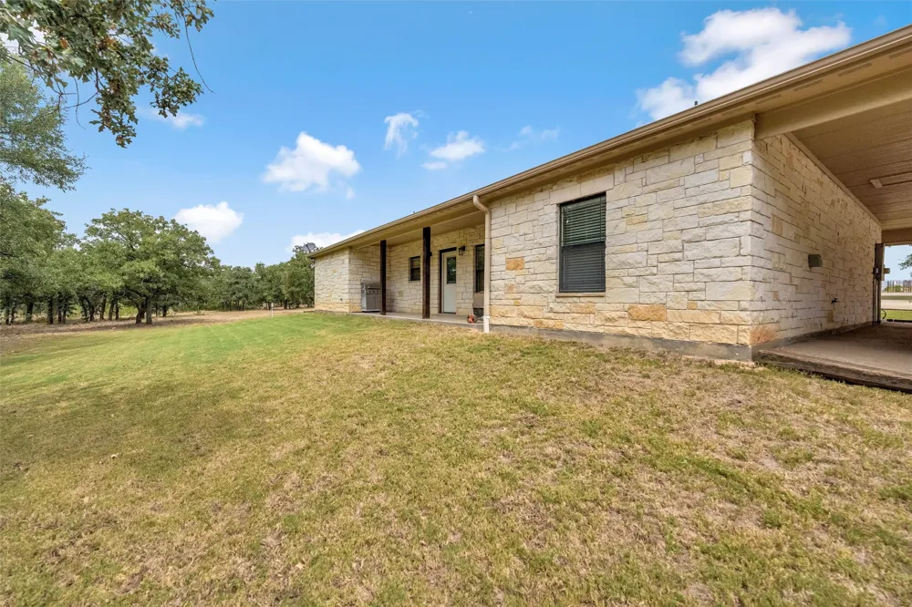 6000 County Road 351 Dublin, TX 76446