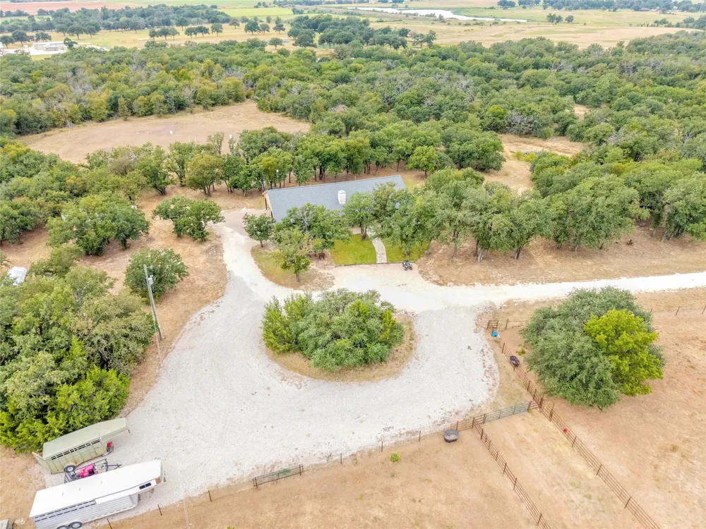 6000 County Road 351 Dublin, TX 76446