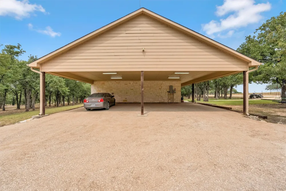 6000 County Road 351 Dublin, TX 76446