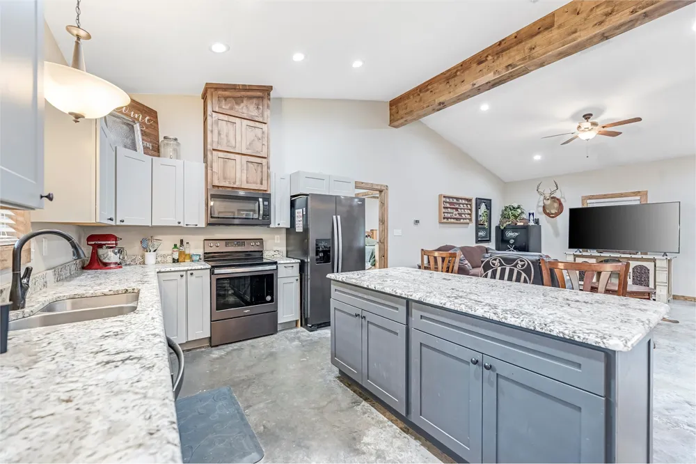 6000 County Road 351 Dublin, TX 76446