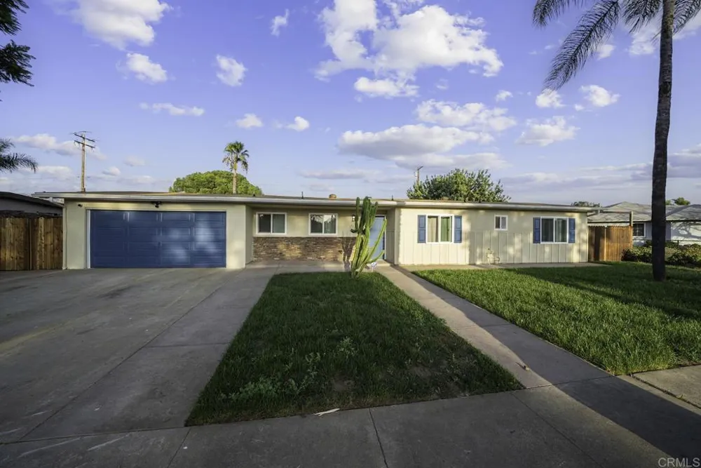 9903 Lindo Lake Place Lakeside, CA 92040