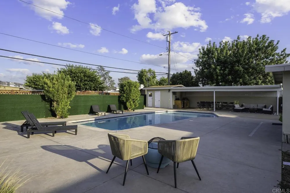9903 Lindo Lake Place Lakeside, CA 92040