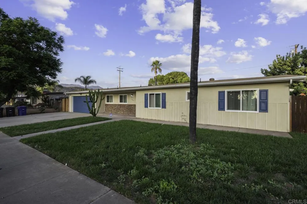 9903 Lindo Lake Place Lakeside, CA 92040