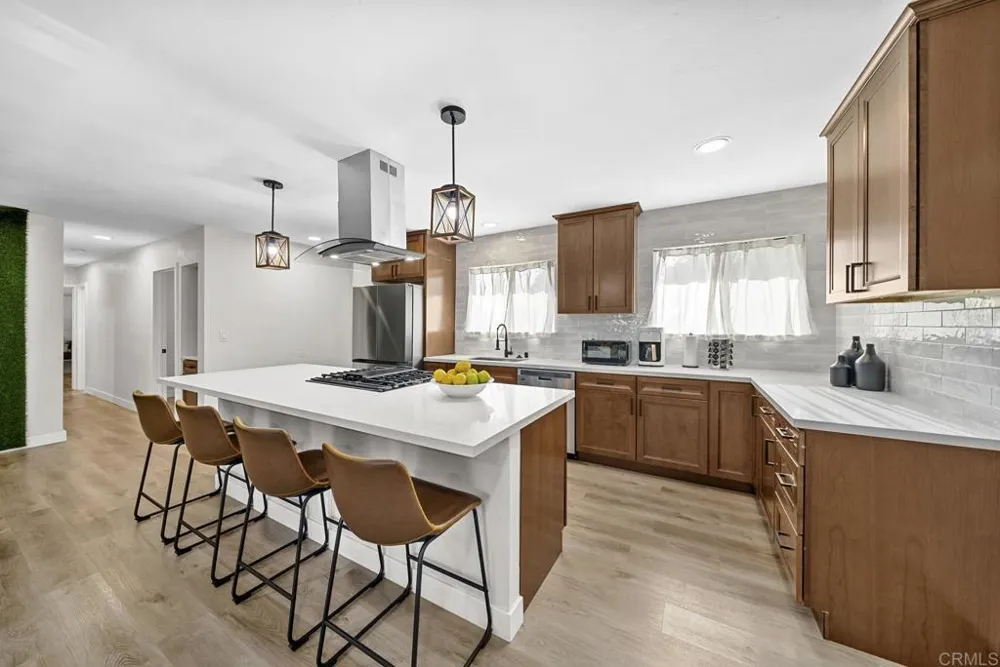 9903 Lindo Lake Place Lakeside, CA 92040