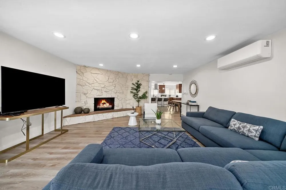 9903 Lindo Lake Place Lakeside, CA 92040