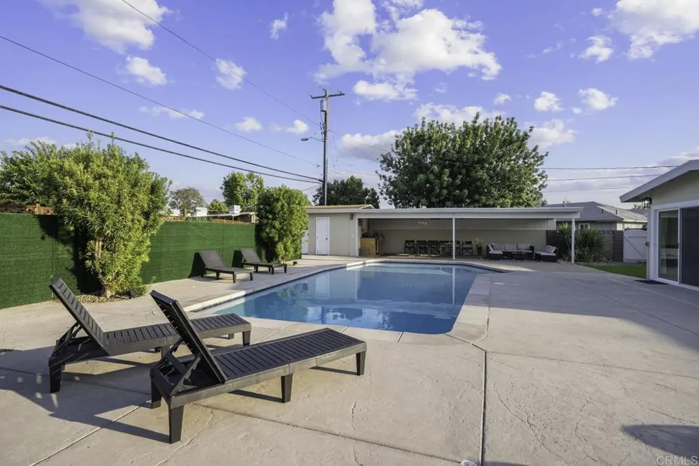 9903 Lindo Lake Place Lakeside, CA 92040