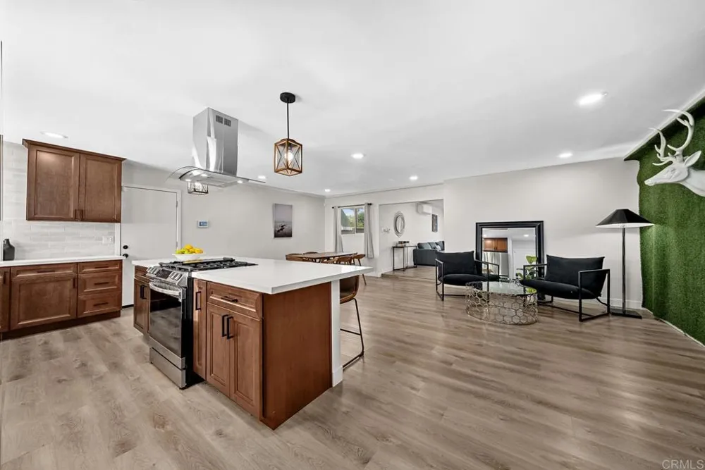 9903 Lindo Lake Place Lakeside, CA 92040