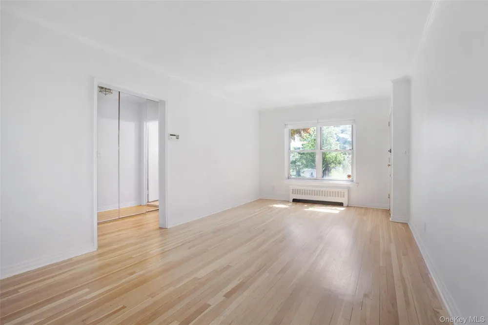196-35 Dunton Ave Hollis #1 Hollis, NY 11423