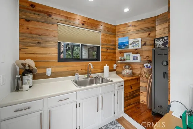 1648 Richard Cambria, CA 93428