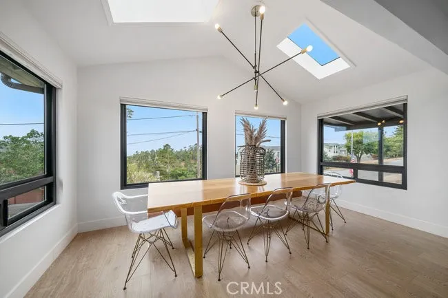 1648 Richard Cambria, CA 93428