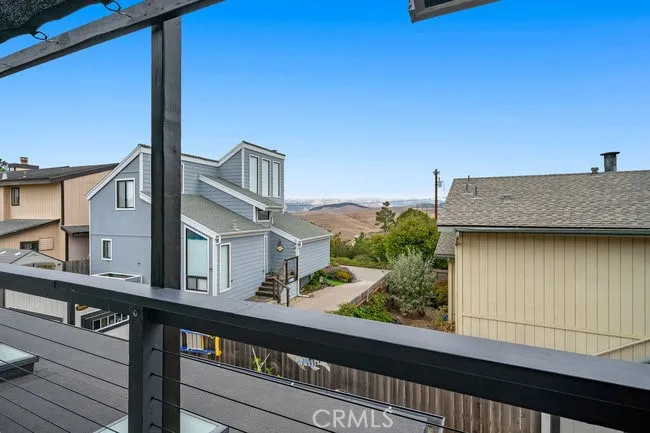 1648 Richard Cambria, CA 93428