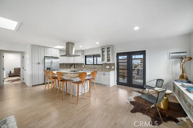 1648 Richard Cambria, CA 93428