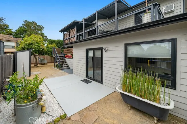 1648 Richard Cambria, CA 93428