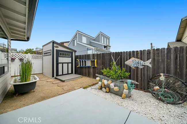 1648 Richard Cambria, CA 93428