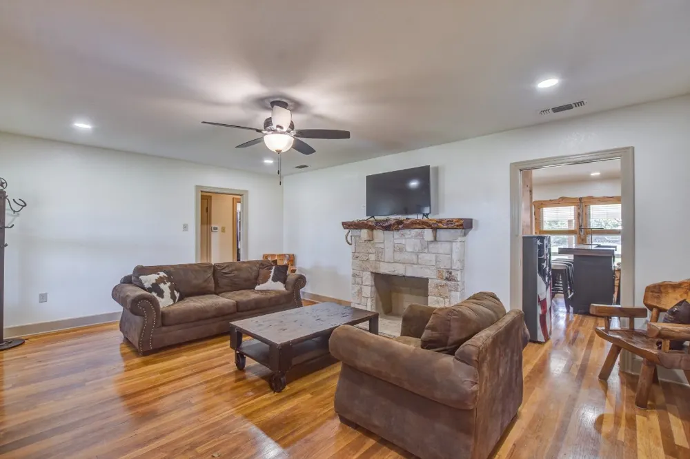 18601 County Road 214 Brownwood, TX 76827