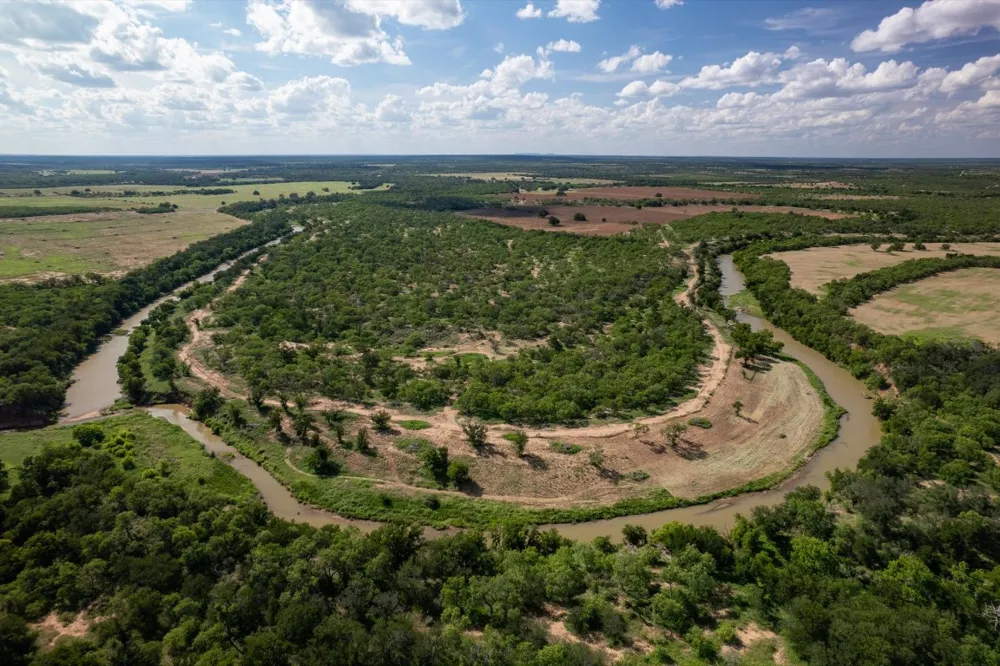 18601 County Road 214 Brownwood, TX 76827