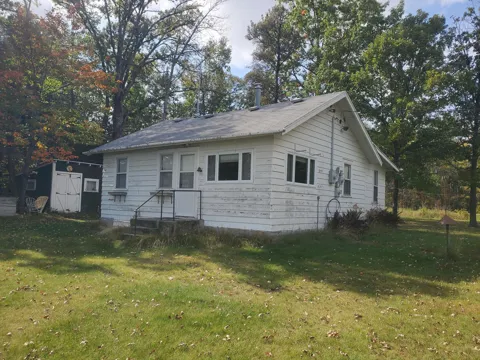 8135 County Road 65 NE