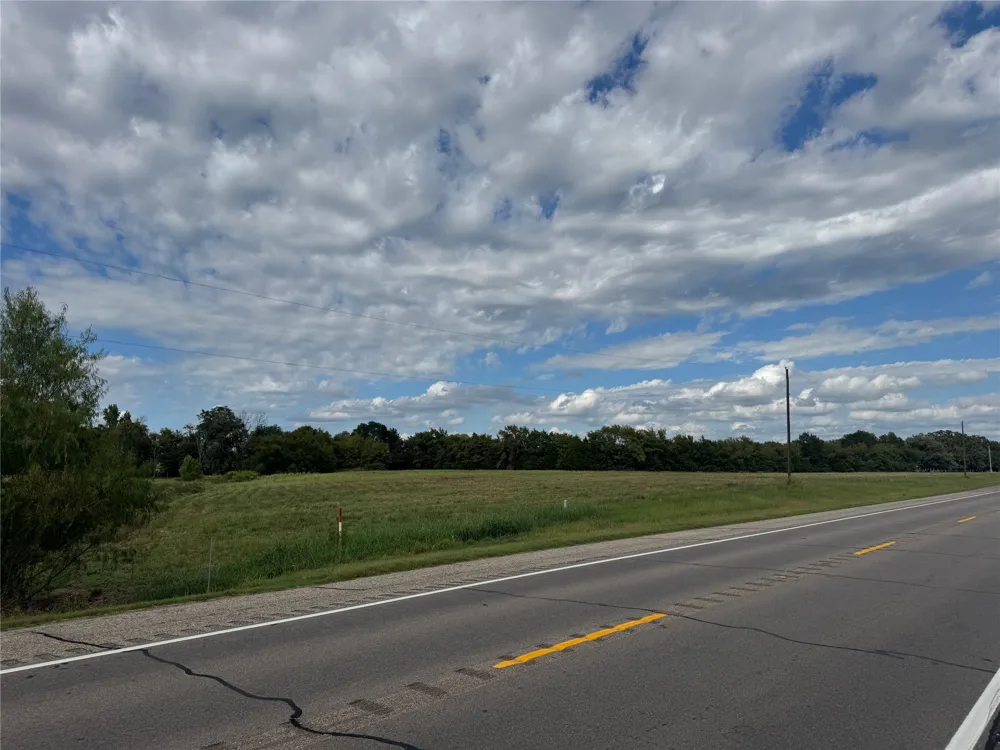 E 82 Highway E Blossom, TX 75416