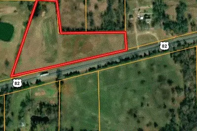 E 82 Highway E Blossom, TX 75416