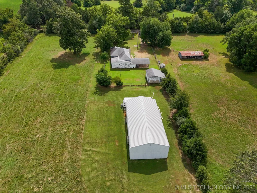 652 4230 ROAD Hugo, OK 74743