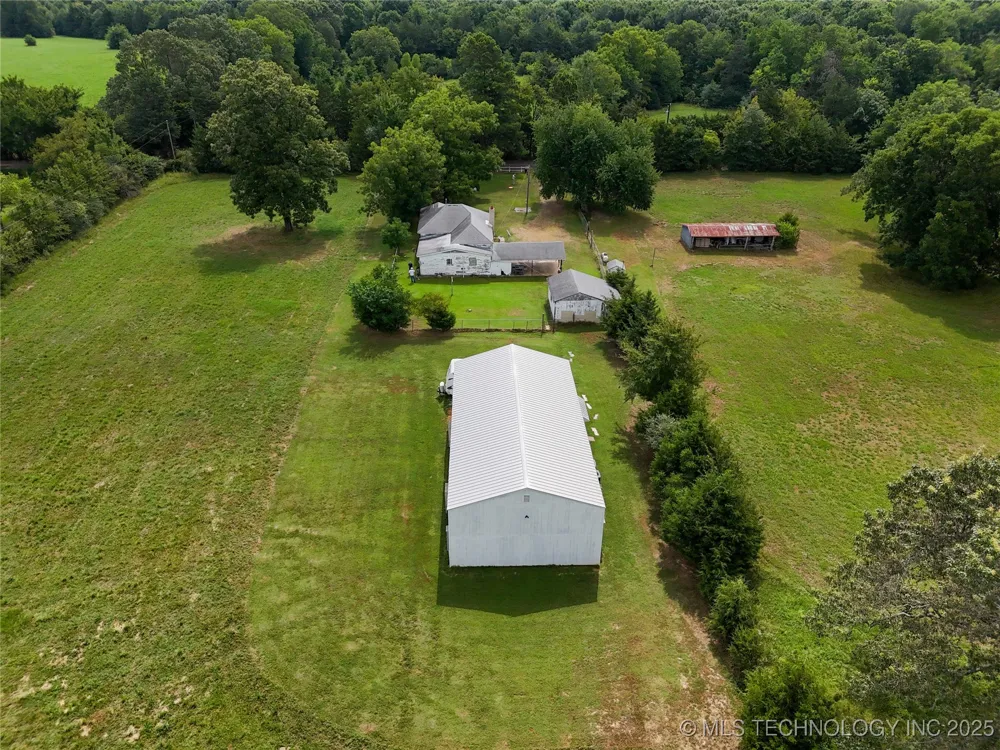 652 4230 ROAD Hugo, OK 74743