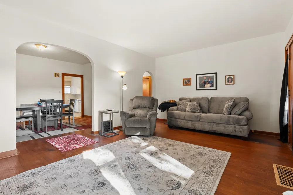 736 S Grove Street Delton, MI 49046