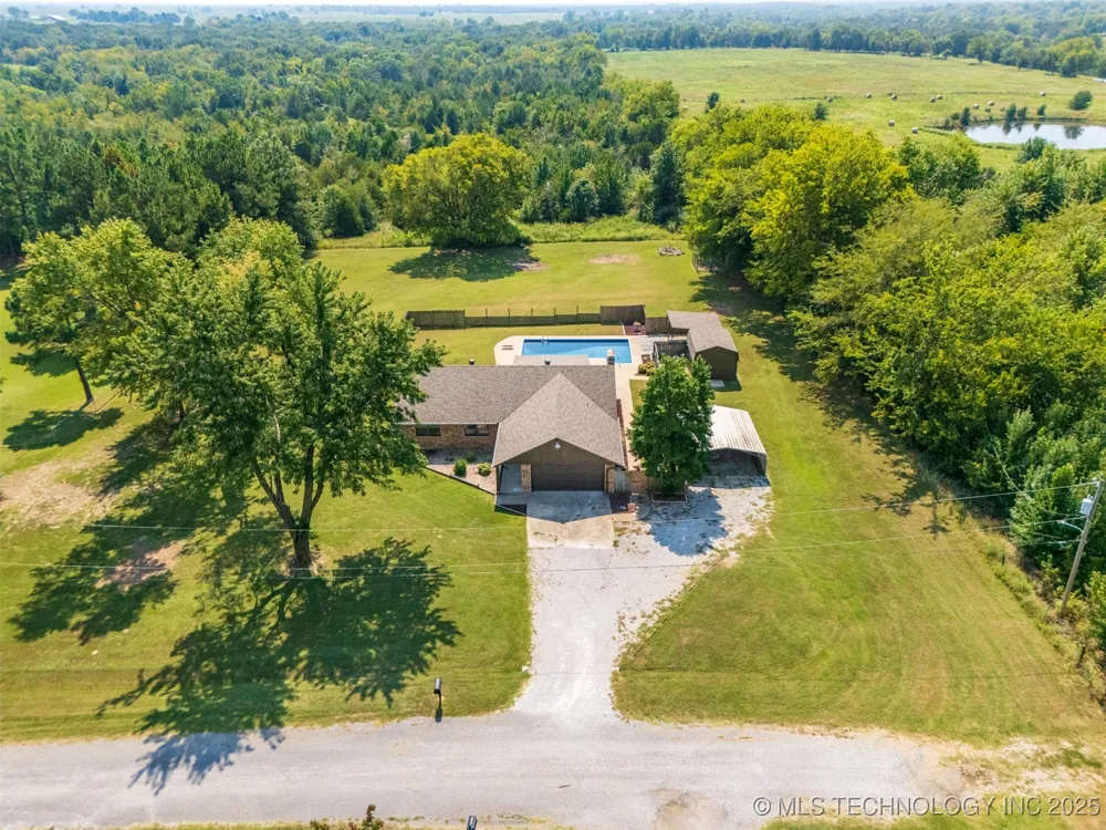 15536 E Anderson Drive