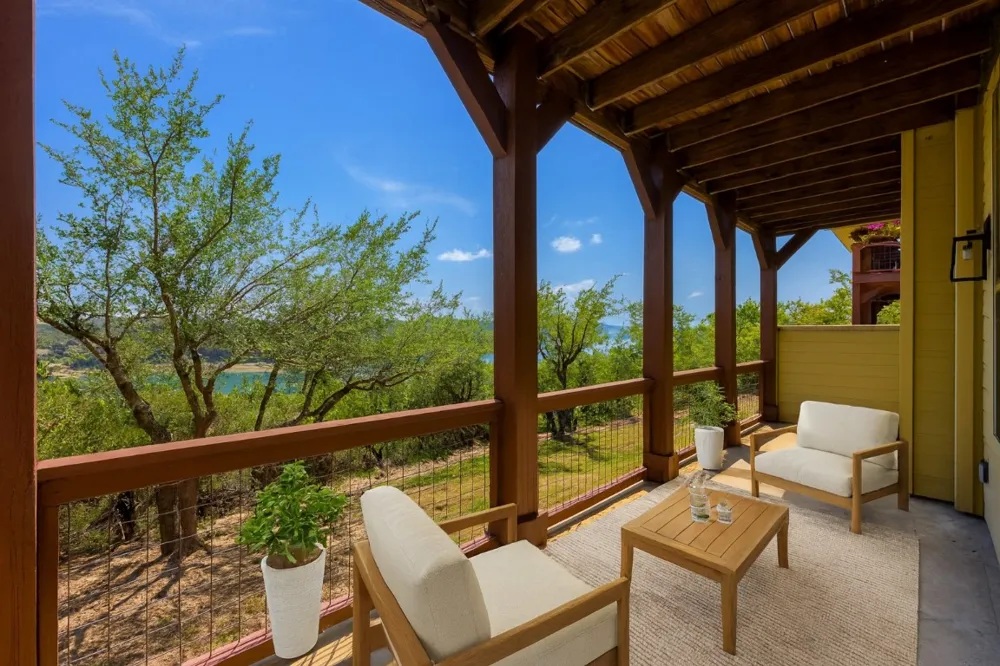 1101 OAK HURST ROAD #100