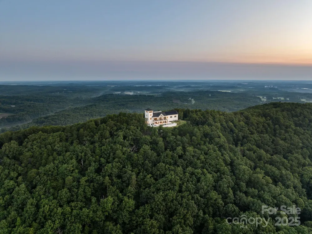 1475 Fawn Drive Asheboro, NC 27205