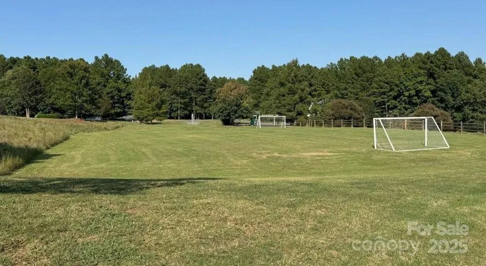 3213 Lake Pointe Drive Belmont, NC 28012