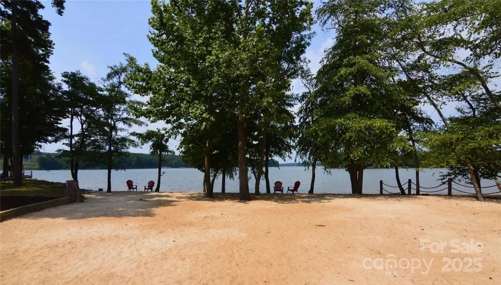 3213 Lake Pointe Drive Belmont, NC 28012