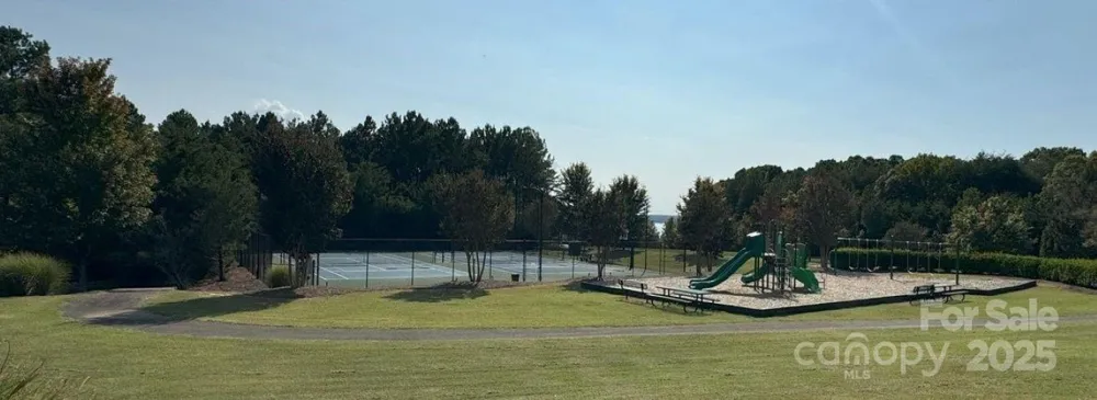3213 Lake Pointe Drive Belmont, NC 28012