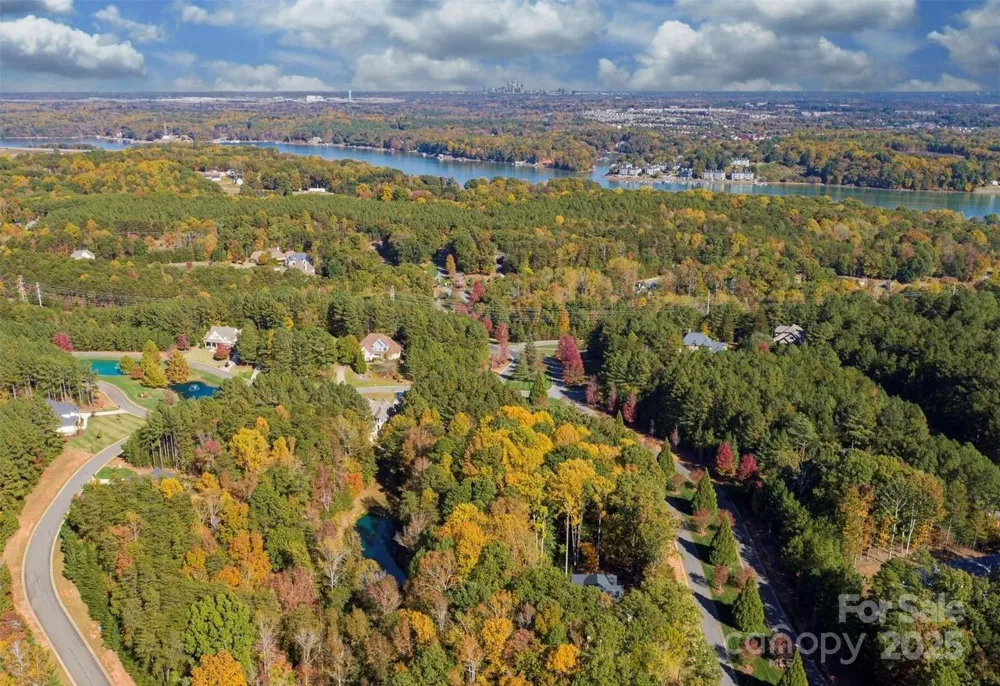 3213 Lake Pointe Drive Belmont, NC 28012