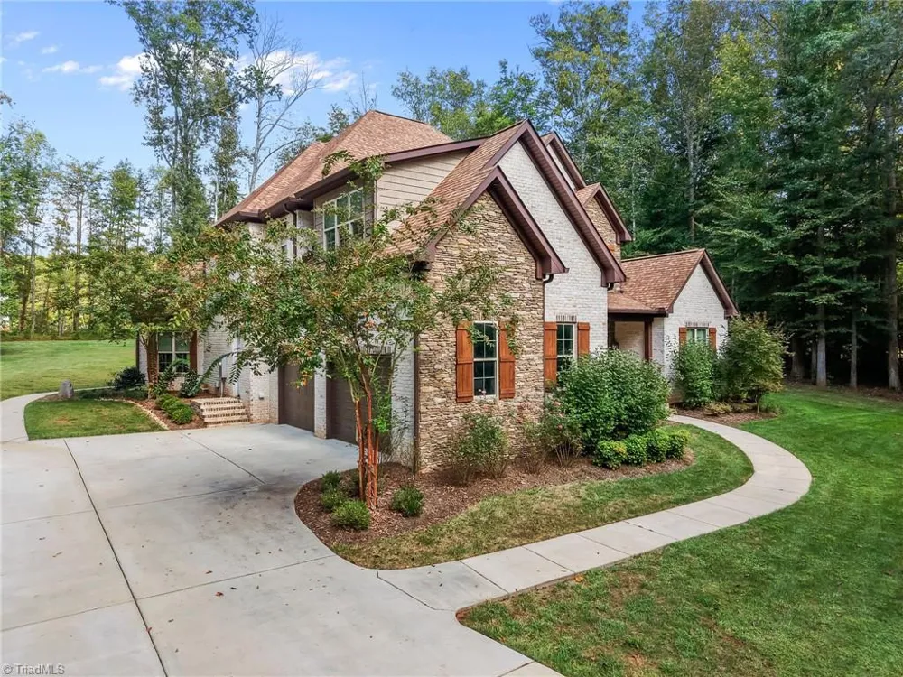 6405 Cape Wedgewood Circle Browns Summit, NC 27214