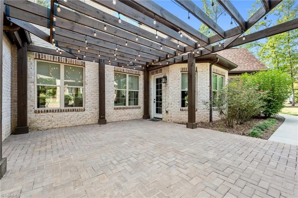 6405 Cape Wedgewood Circle Browns Summit, NC 27214