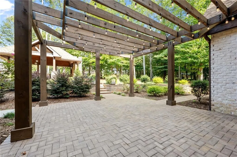 6405 Cape Wedgewood Circle Browns Summit, NC 27214