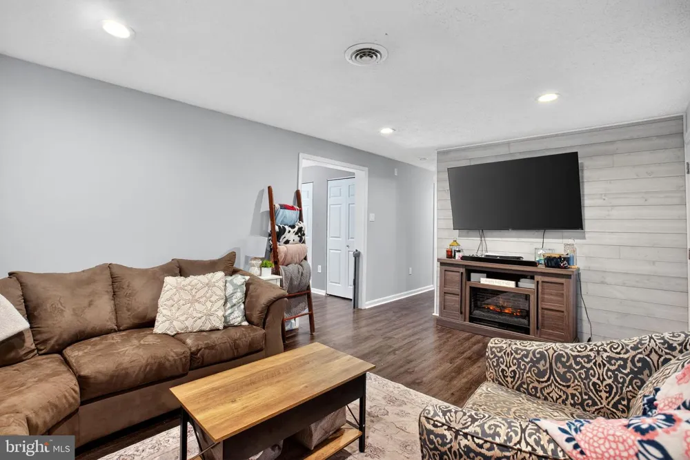 8449 PINE BOULEVARD Lusby, MD 20657