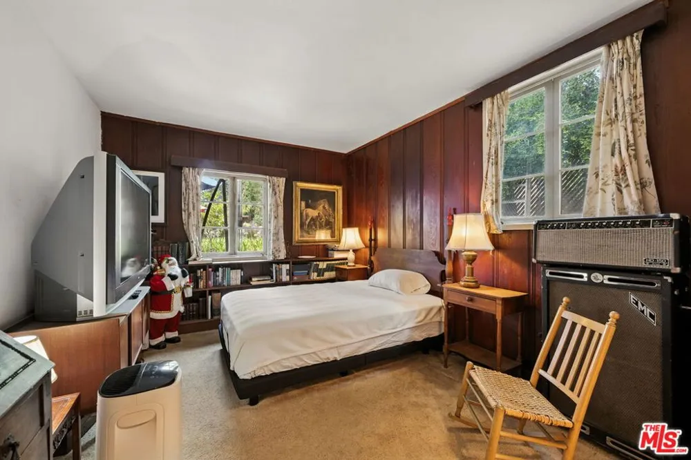 2186 Mar Vista Avenue Altadena, CA 91001