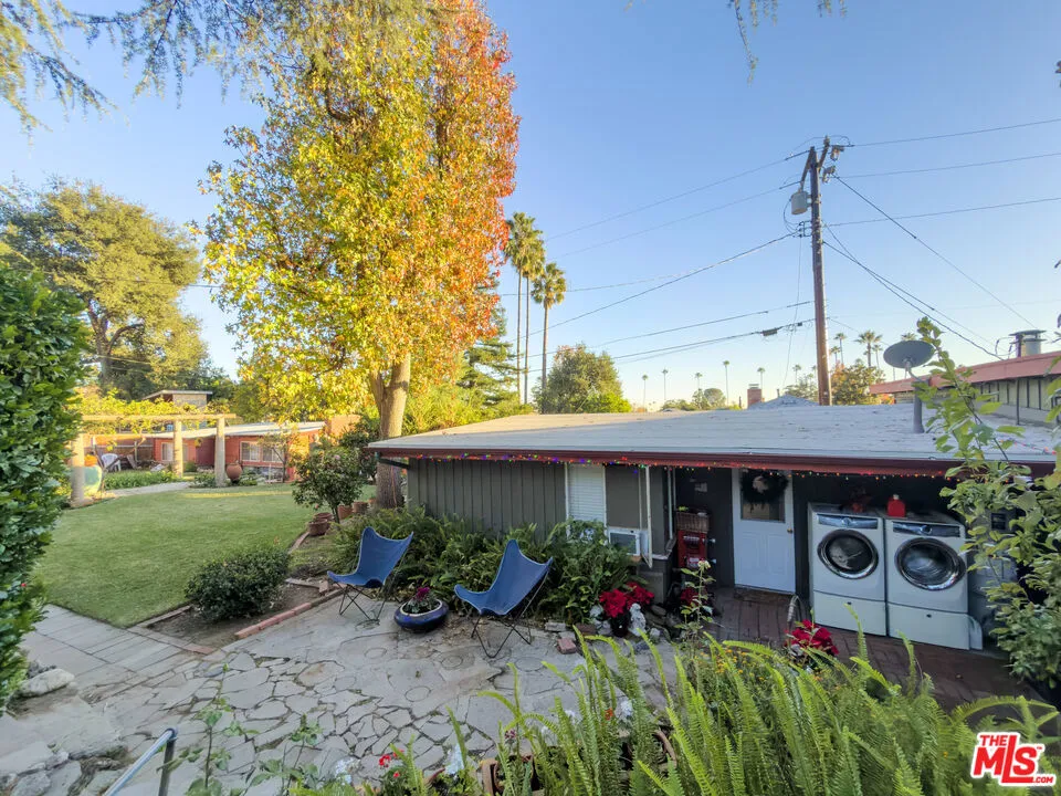 2186 Mar Vista Avenue Altadena, CA 91001