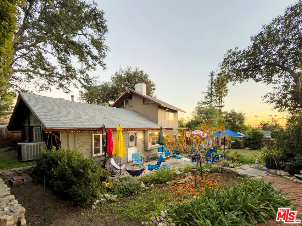 2186 Mar Vista Avenue Altadena, CA 91001