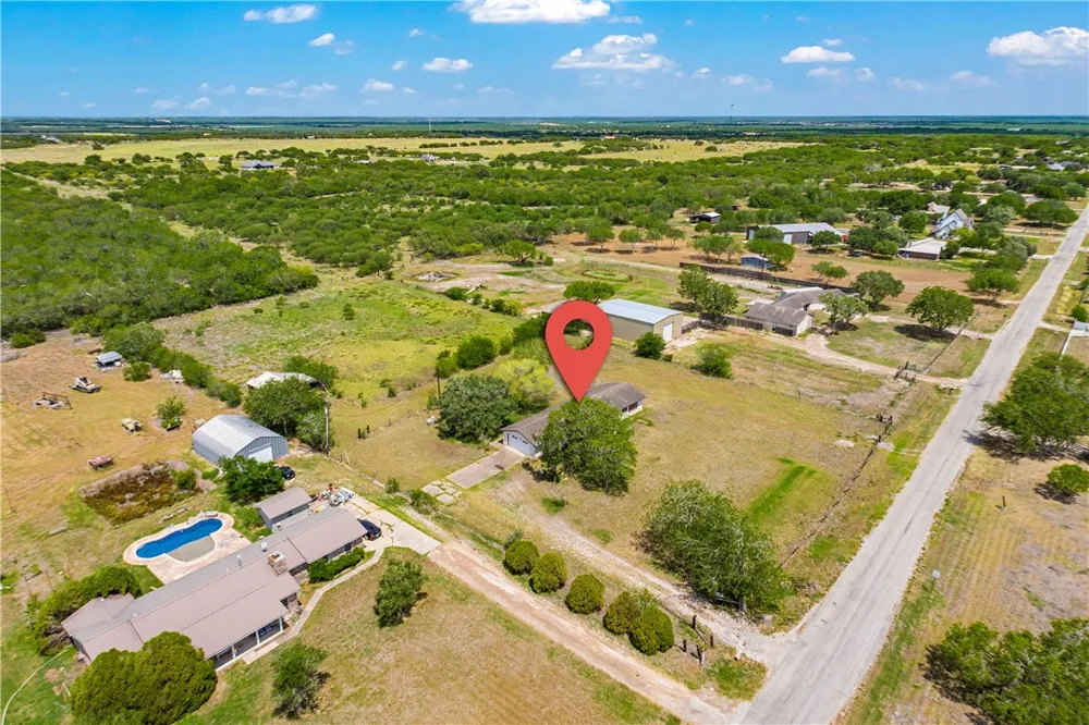 5469 Sunset Trail Robstown, TX 78380