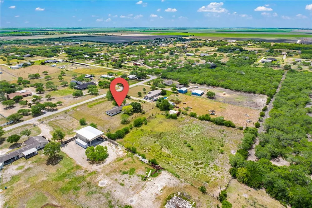 5469 Sunset Trail Robstown, TX 78380