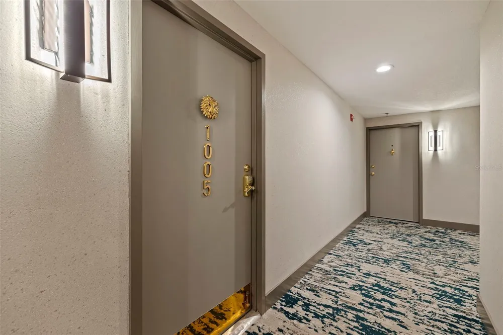 7650 BAYSHORE DRIVE #1005 Treasure Island, FL 33706