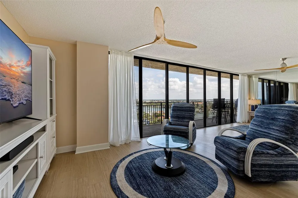 7650 BAYSHORE DRIVE #1005 Treasure Island, FL 33706